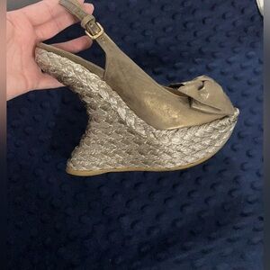 Like new condition Stuart Weitzman sandals
